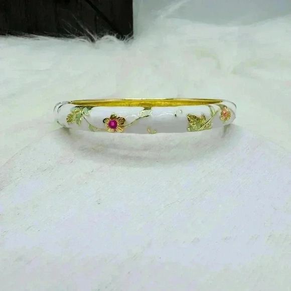 Flower Enamel Cloisonne Bracelet Bangle in White Base - Picture 4 of 9